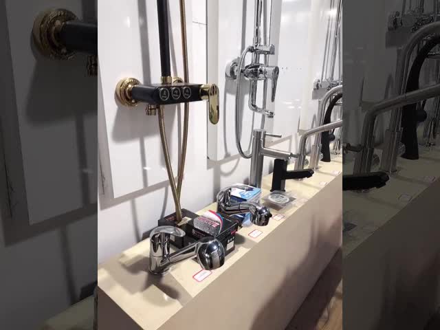 Аксессуары Bathroom латунного тела милые 304 Faucets таза SUS