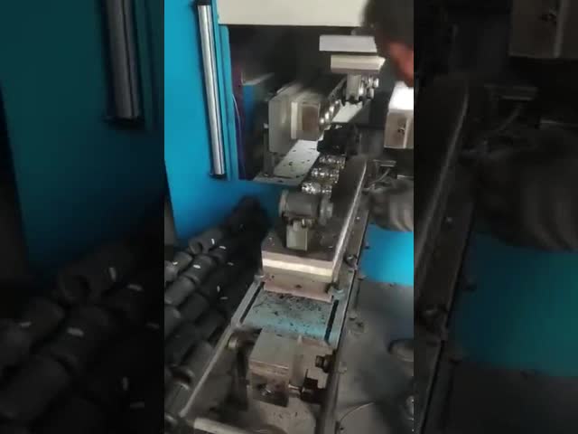 1MN Rubber Plate Vulcanizing Machine 1100x1100mm Rubber Tile Machine
