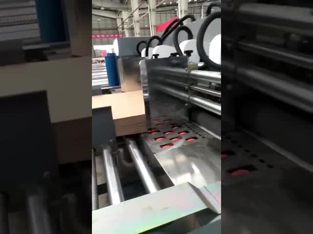 Thin Blade Slitter Scorer Corrugated Carton Box Machine 4.0kw Energy Efficient video
