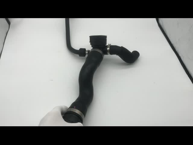 17127580957 Radiator Hose For BMW 5 F10 530i 535i  F07 F11 2013-2016