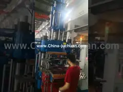 Китайская заводская цена 250 тонн Вертикальная силиконовая инжекционная литья для производства автозапчастей с O-кольцом video
