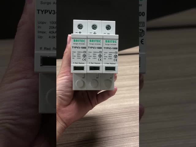 BRPV3-1000 1000В 3P УЗИП для солнечных фотоэлектрических систем постоянного тока Устройство защиты от перенапряжений УЗИП для фотоэлектрических систем постоянного тока Защита от молнии для фотоэлектрических систем постоянного тока Защита от перенапряжений для солнечных фотоэлектрических систем постоянного тока 1000В видео