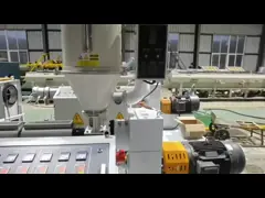 PE άνθρακα ζαρωμένη σπείρα σωλήνων εξώθησης μηχανή εξωθητών σωλήνων γραμμών πλαστική