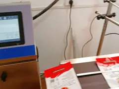 Пигментный струйный принтер с высоким контрастом с белыми желтыми красными чернилами video