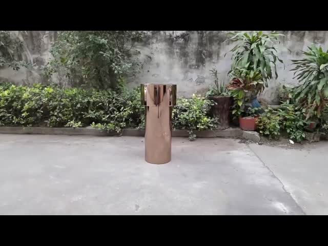 Rotational Stainless Steel Garden Pots Metal Flower Planter Mirror Finishing