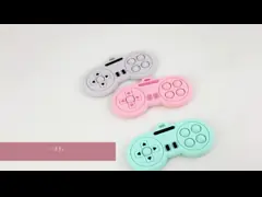 シリコーンのゲームのコントローラー