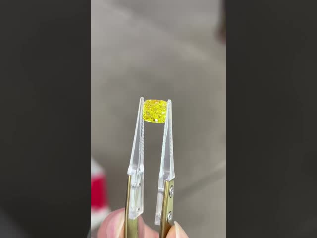 Diamante fraco HPHT Diamond Synthetic Diamond Grit amarelo crescido laboratório do coxim