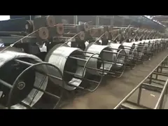 Горячий окунутый гальванизированный провод свертывает спиралью 9 гальванизированный датчиками провод здания металла стального провода video