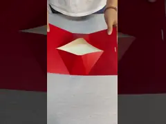 Kemasan Perhiasan Segitiga Karton Kreatif Dengan Pita