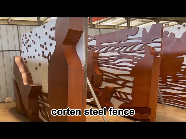 Customized Galvanized Decorative Steel Fence Panel With Wall Lights