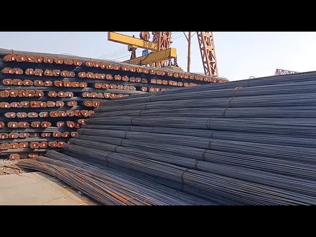 ASTM A36は冷たい丸棒St52 St37の炭素鋼の円形棒を-引き分けOd200mm造った