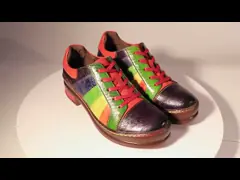 Обычные руки полированные радужные плоские туфли Классические женские кожаные туфли video