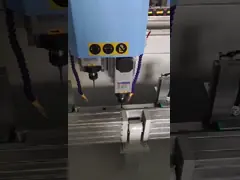 CNC 3000мм Два шпинделя Полностью автоматическая алюминиевая машина для сверления окон video