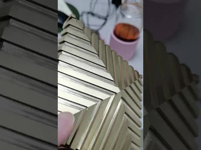 Quadro de latão de arte, estilo antigo, incrustação de latão puro, a carpintaria