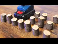 Бесшнуровая электрическая батарея привелась в действие подрезая цвет сини военно-морского флота секаторов пластиковый материальный video