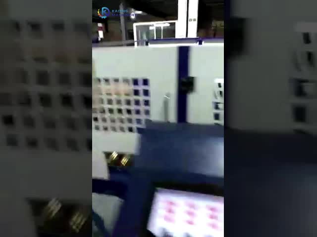 PPの機械を紐で縛る自動カートンは波形のボール紙のために紐で縛る