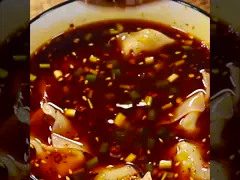 Красный перец в порошке с тонкой текстурой video