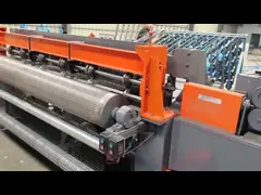 Размер отверстия 1/2 дюйма сварные проволочные сетки Машины Куриные клетки сетки электрические video