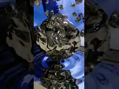 3D-объекты из нержавеющей стали, визуально захватывающие произведения искусства video