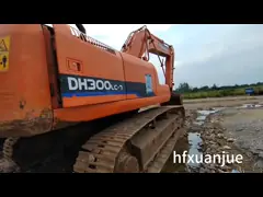 30 Ton Used Doosan Excavator Backhoe 300 10.1rpm Rotation Speed video