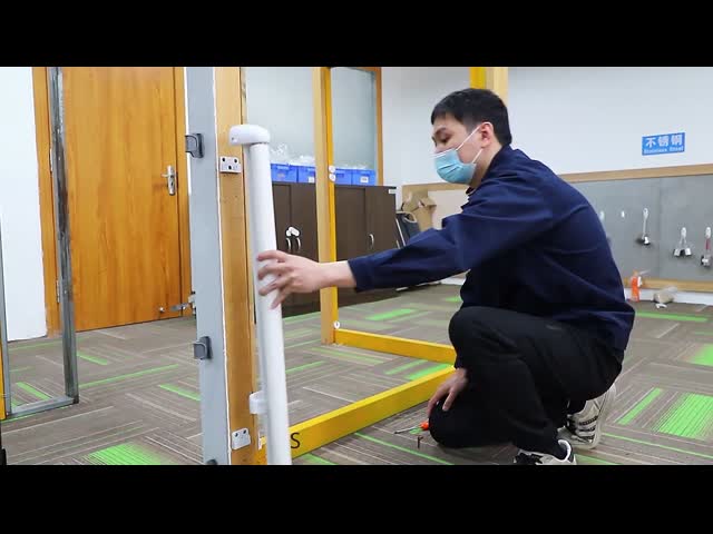 Portable Folding Retractable Gates Safety Stair Protection For Babies And Pets