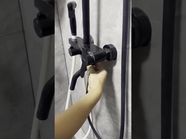 16L/min 水力ハンドヘルドカーボンシャワーフィルター 低気圧用