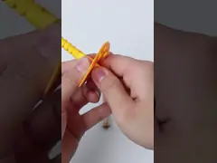 Прочные анкеры винта кирпича, зенкованная главная пластиковая неубедительная штепсельная вилка стены video