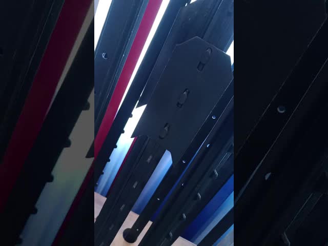 Ограждение из сетки-рабицы для аэропортов, отпугивающее диких животных видео