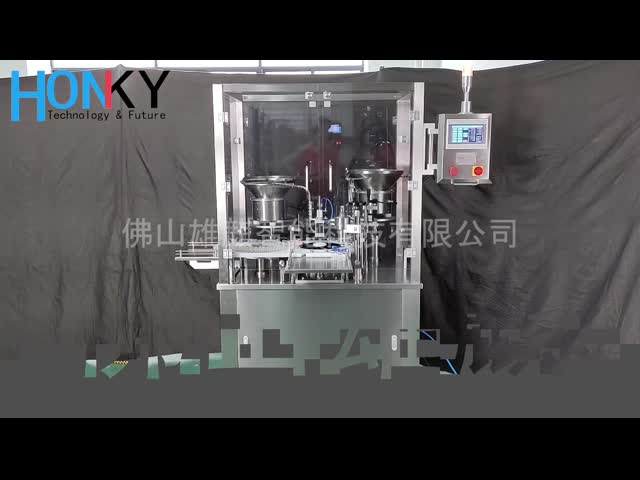 清潔なワークショップ使用のための小さなコンパクトサイズのフルオートアムティックペニシリンガラスボトルの詰め込みとキャピリングマシン