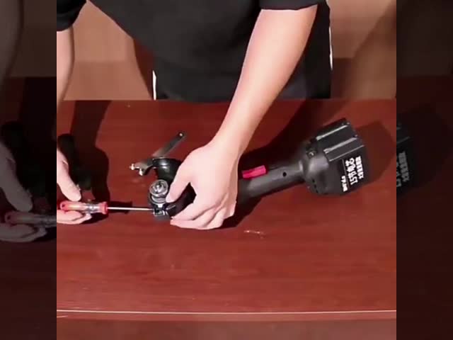 9000rpm リチウム電動角磨機 ブラシレス充電 磨き ダイナミックカット 磨き 機械