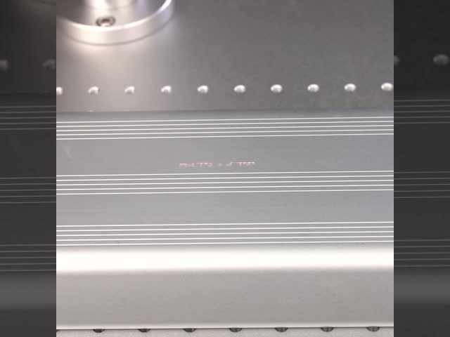 Máquina de Marcação a Laser de Fibra de Cabinet 30W 50W Laser Hans 100KHz