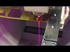 300 * 300 мм Маленькая лазерная резальная машина для металла, Лазерная резальная машина для высокоточных волокон 1500 Вт video