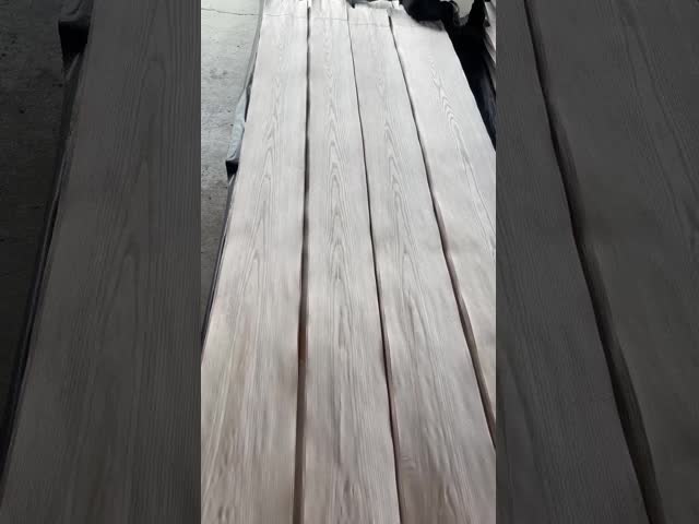 Dyed American Ash Wood Veneer Grades AAA for Hotel Decoration