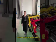 Экскаватор Crawler зеленой машины небольшой 360 градусов поворачивает компактного мини землекопа video