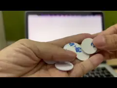 Высокотемпературные стойкие PPS HF NFC UHF RFID Одежда Кнопка стиральная метка для управления одеждой video