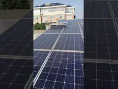 Прочиститель фотоэлектрических модулей Улучшить эффективность генерации Робот для очистки солнечных панелей video