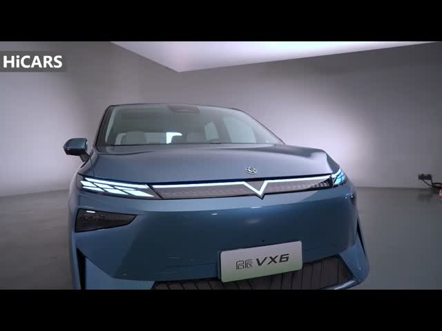 5 Passengers New Energy Vehicles Qichen VX6 Venucia Electric Car For Adult