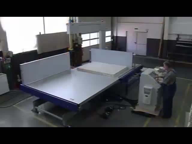 2-1500mm 垂直型 泡切断機 完全自動型 泡切断機
