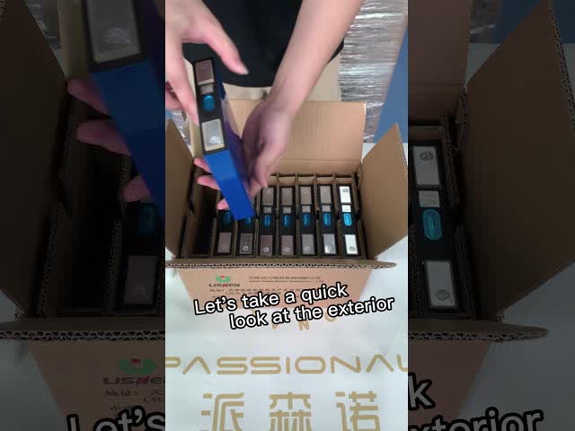カスタマイズされた24V80Ah LiFePO4 リチウムバッテリー パック 電動スクーター AGVのための急速充電・放電バッテリー
