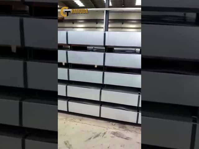 耐久性及び耐腐蝕性のある建築ソリューションのための鋼板