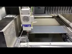 Линейный мотор волоконная лазерная режущая машина для резки 2 мм латуни 1500w video