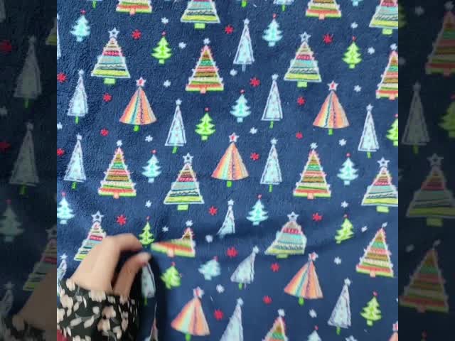 Напечатанный рождественской елкой полиэстер ткани ватки фланели коралла тепло двойной бортовой видео