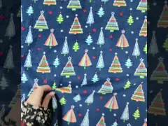 Напечатанный рождественской елкой полиэстер ткани ватки фланели коралла тепло двойной бортовой video