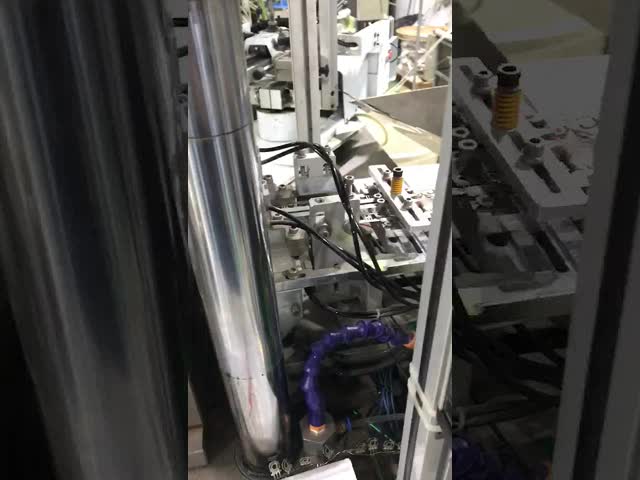 高精度垂直プラスチック 高速注射鋳造機