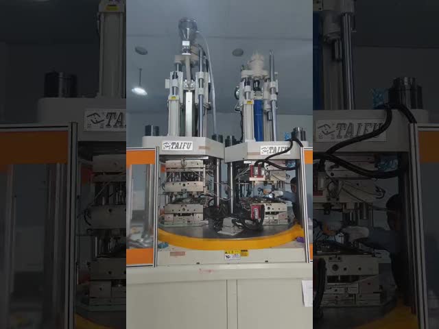 120 トン 2 色垂直注射鋳造機 キッチン用具柄