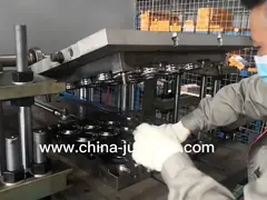 Машинка для изготовления малых резиновых изделий Вакуумная пресс-формовая машина для уплотнения резинового масла video