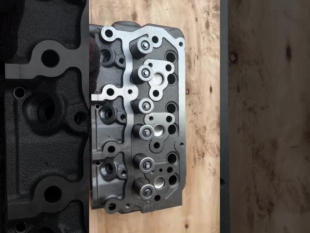 Cabeça de cilindro completa Assy For Mitsubishi do motor diesel S3L S3L2