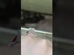 18K リアルゴールド 実験室で育てた ダイヤモンドの指輪 婚約の結婚のためのIGI認証