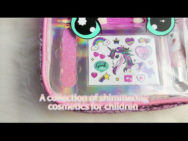 ピンク 毛皮 プラスチック 偽装 メイクセット