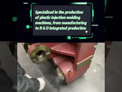 OUCO 220T Настольная инжекционная литейная машина Энергосберегающее гидравлическое серво для пластиковой маленькой корзины для хранения video